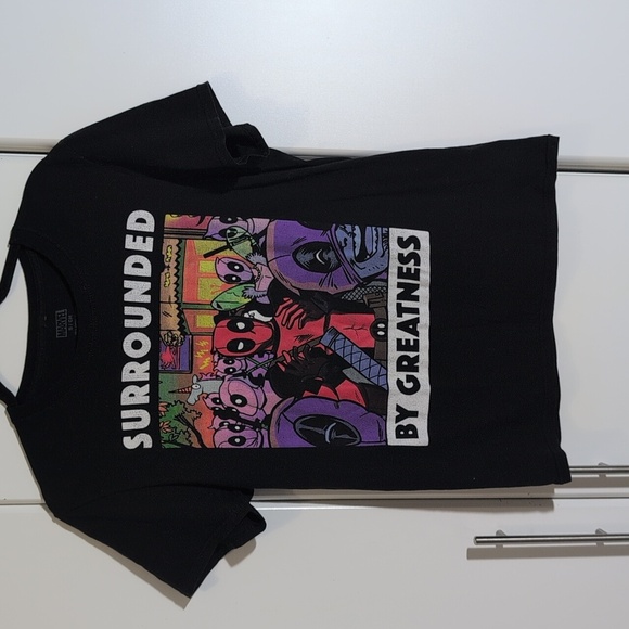 Marvel Unisex T-shirt Size Small - Picture 1 of 5